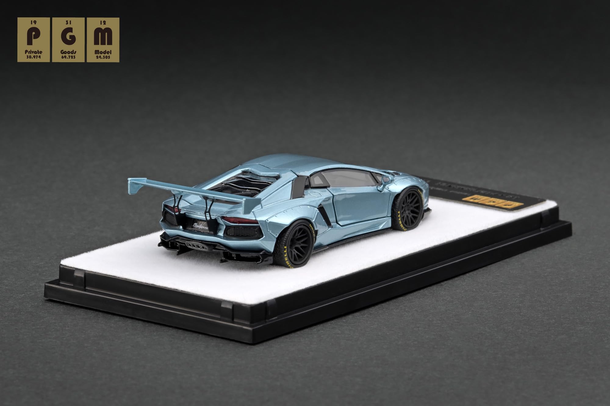 PGM 1/64 LBWK LP700-4 Ice Blue Finished Product PGM-640411